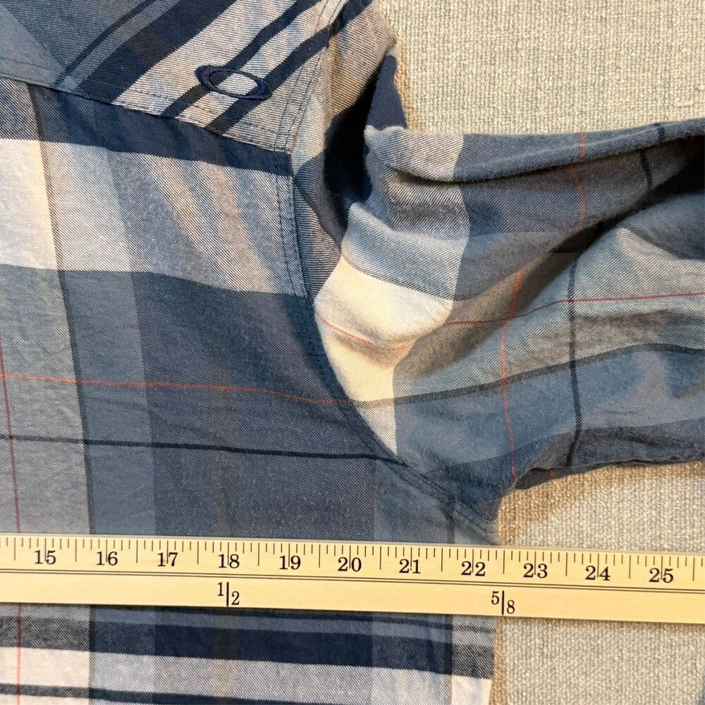Oakley Men’s Plaid Button Down Shirt Large Blue White Cotton Regular Fit FA16 - Picture 5 of 10